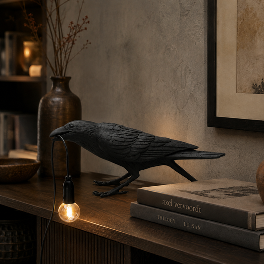 🎃 Gothic Lucky Crow Lamp